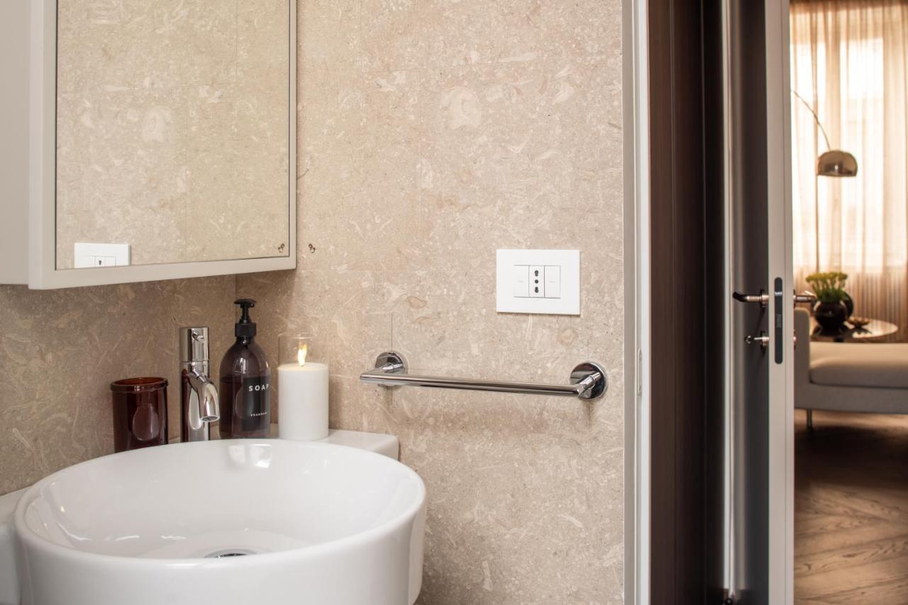 Sant'Ambrogio Luxury Apartment R&R ミラノ エクステリア 写真